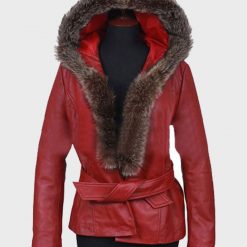 Christmas Chronicles Goldie Hawn Red Jacket