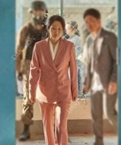 Park Eun-hee Pink Blazer