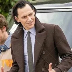 Tom Hiddleston Loki S02 Peacoat