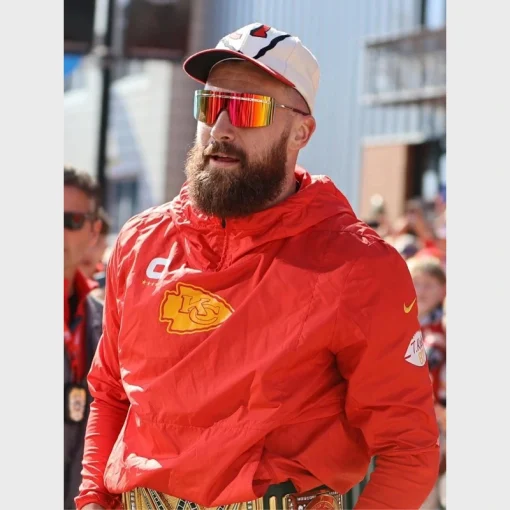 Chiefs Red Sideline Repel Player Pullover Jacket