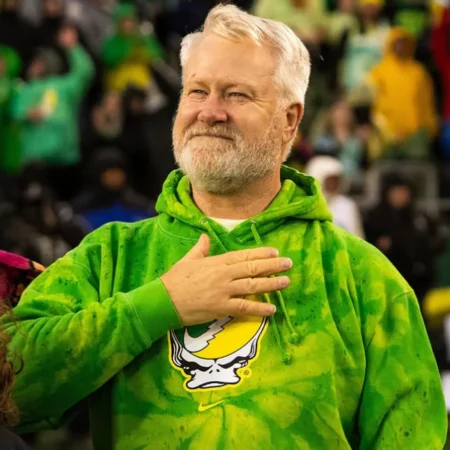 Nike Grateful Dead x Oregon Steal Your Duck Tie Dye Hoodie