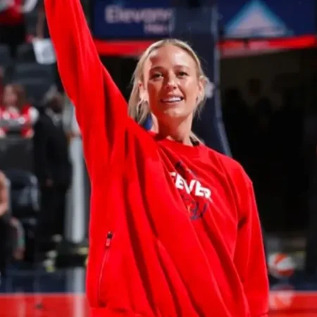 Sophie Cunningham INDIANA FEVER Sweatshirt - Danezon
